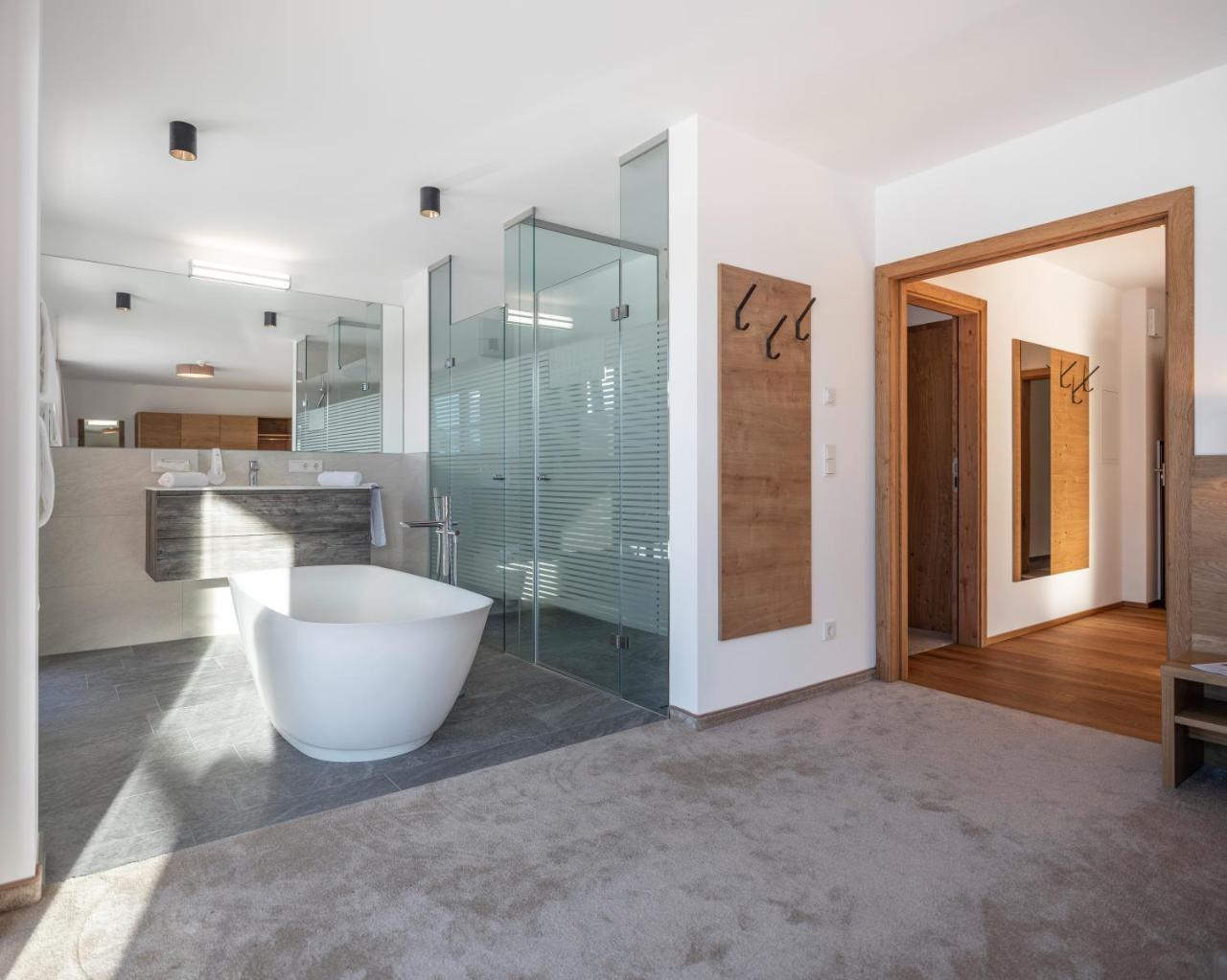 Gotthard - Fine Living Apartments Seefeld in Tirol Bagian luar foto